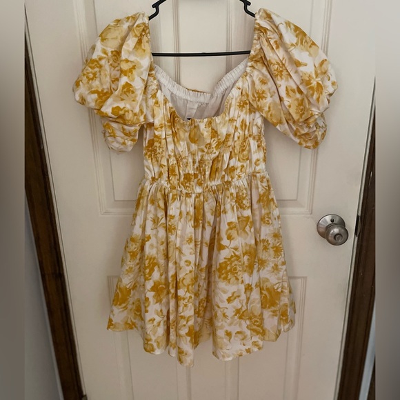 Abercrombie and Fitch yellow floral off the should puff sleeve dress - Picture 3 of 4